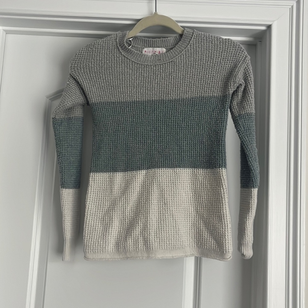 PINK REPUBLIC SWEATER